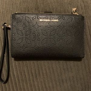 Michael Kors wristlet